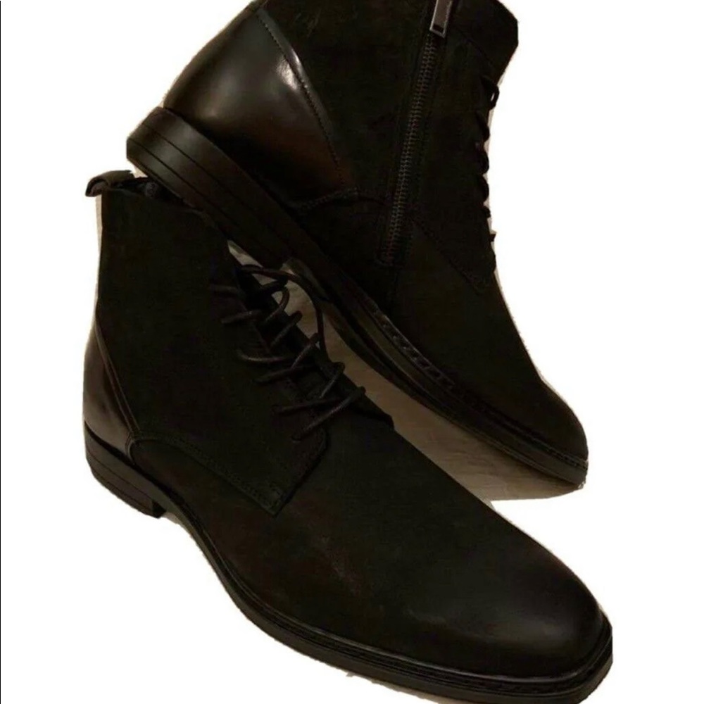 Brand new Karl Lagerfeld chukka boots